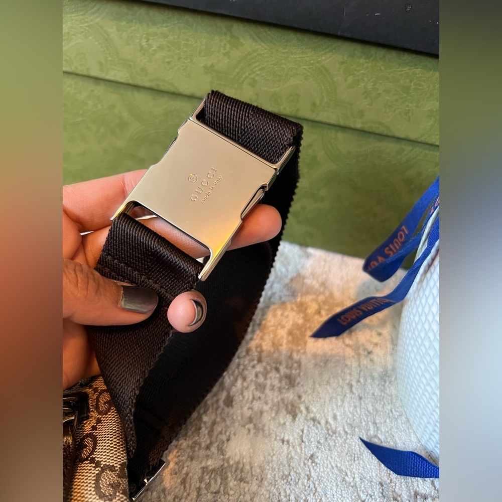 Gucci Belt Bag/ Waist Bag/ Fanny Pack - Picture 14 of 14